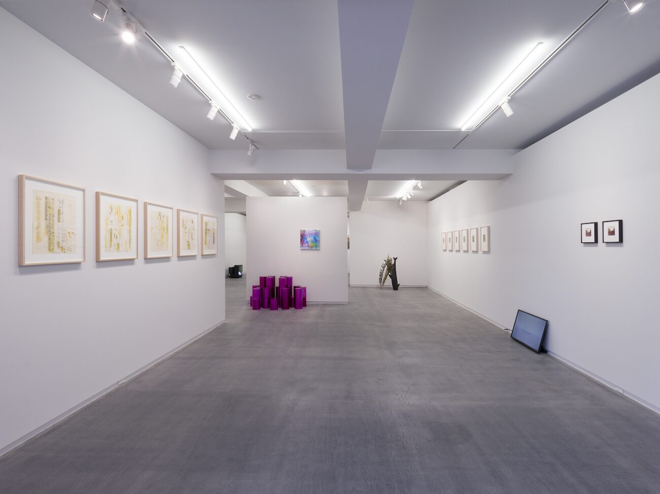 https://awt2025.artweektokyo.com/wp-content/uploads/2025/08/B0055412M_edited_resize.jpg